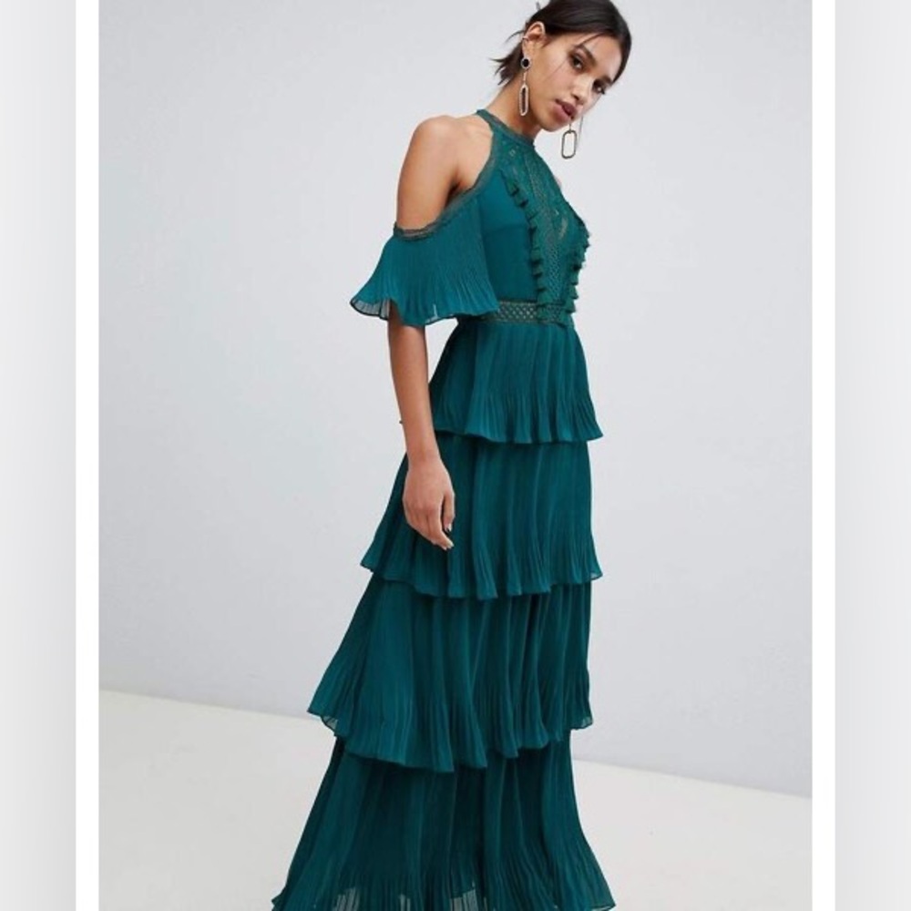 TD True Decadence Green Tiered Maxi Dress, NWOT, Size 8